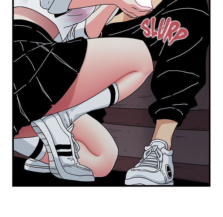 Snapping into Love image