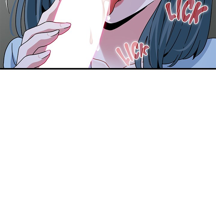 Snapping into Love image